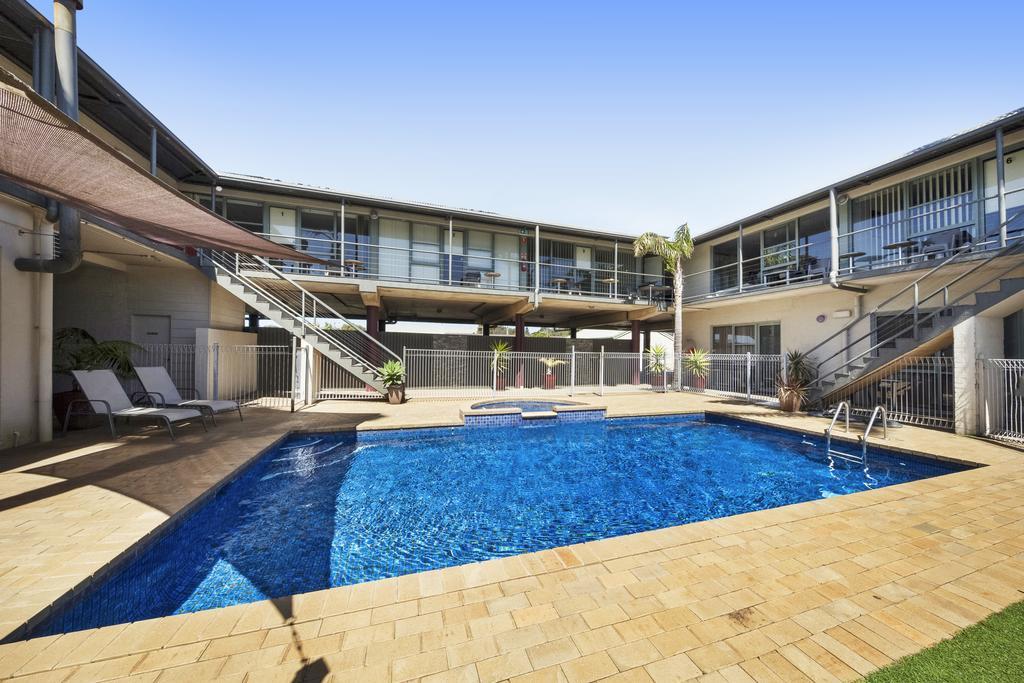 Moonlight Bay Apartments Rye Eksteriør billede