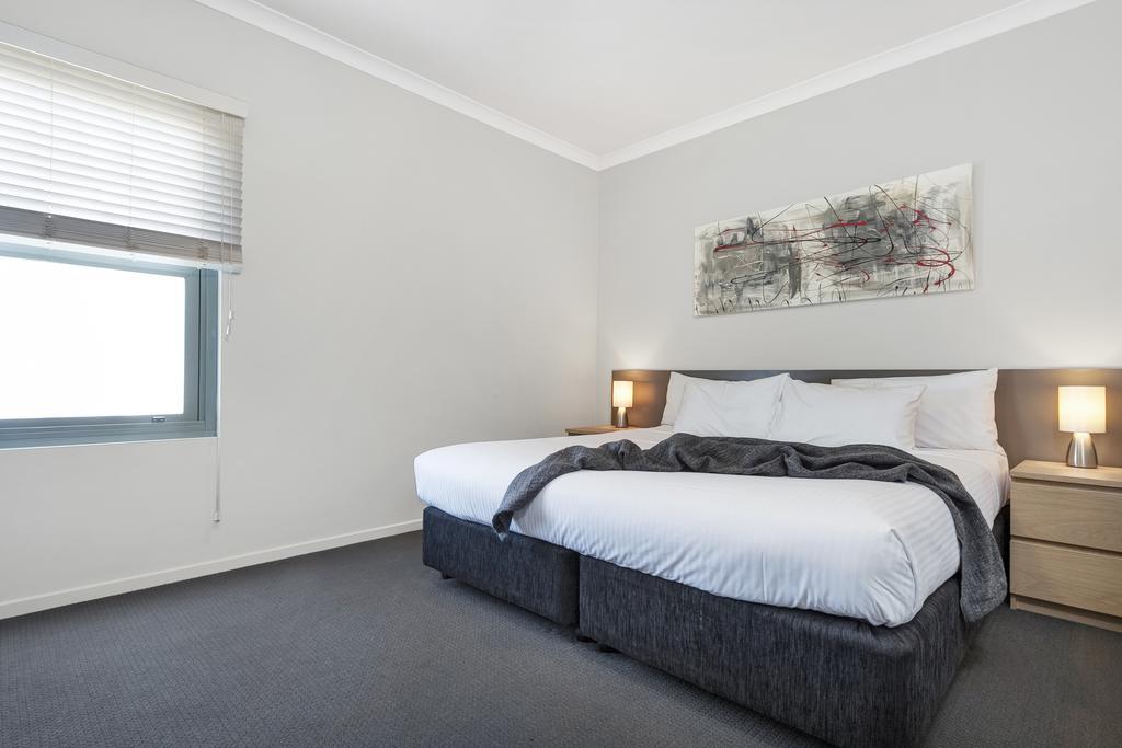 Moonlight Bay Apartments Rye Eksteriør billede
