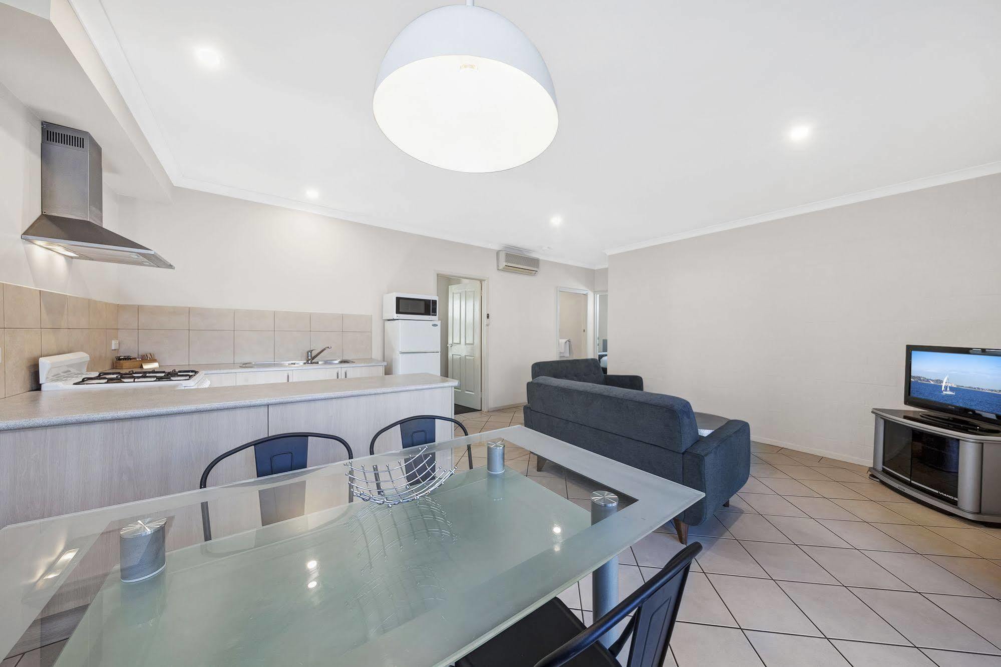 Moonlight Bay Apartments Rye Eksteriør billede